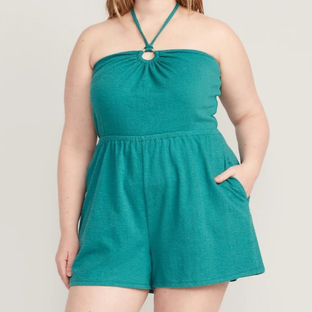 NWT Old Navy Green Textured O-Ring Tie Neck Halter Romper 3.5" Inseam - Size 2X